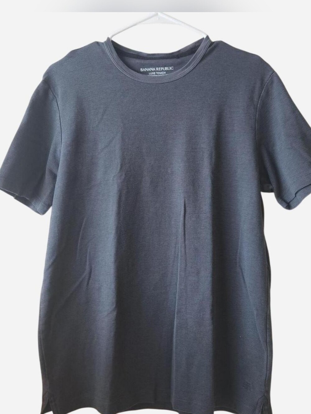 Banana Republic Men's Gray Stripe T-Shirt